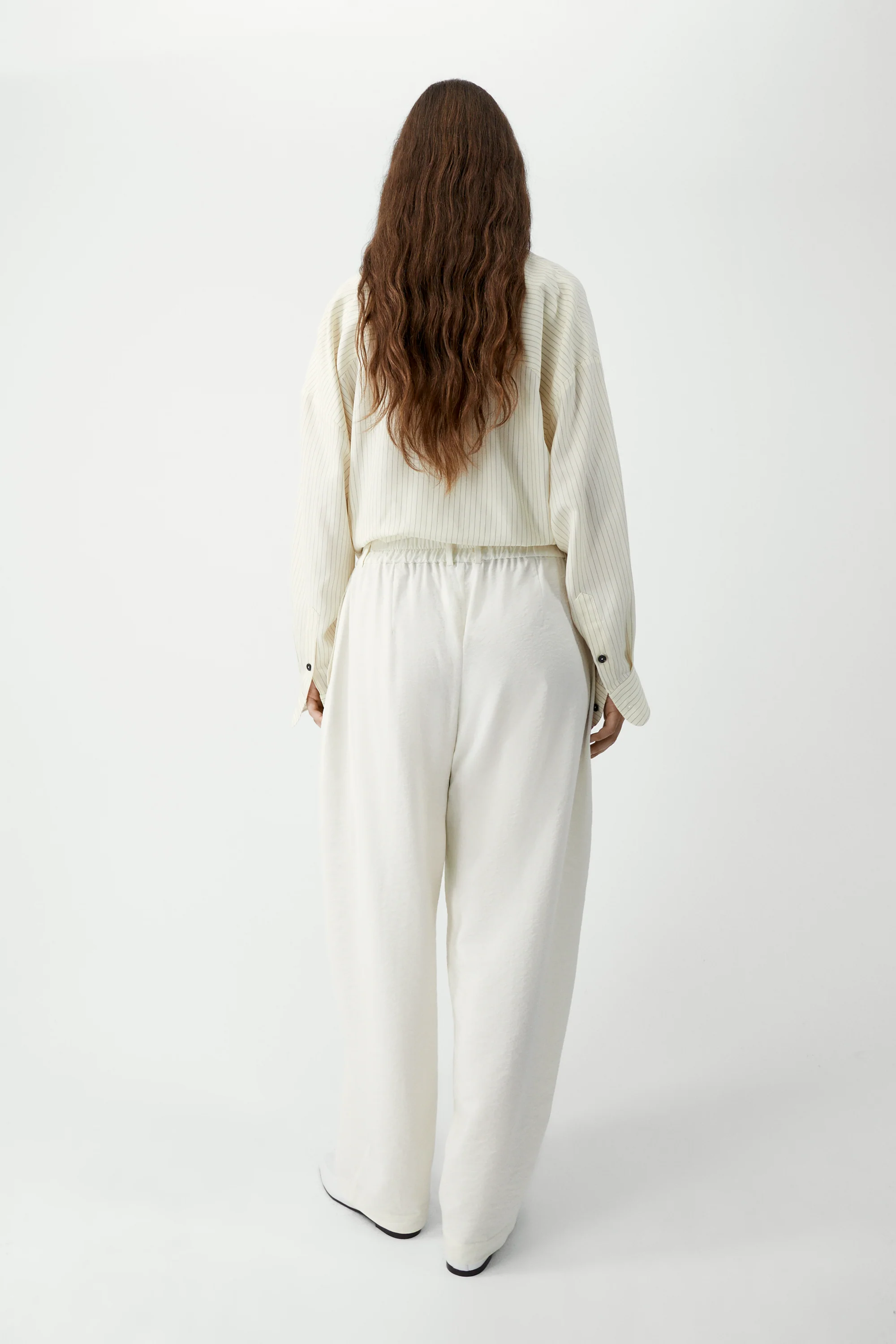 SILK BARREL PANTS - Image 3